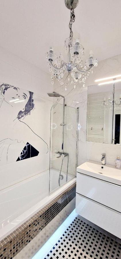 Warsaw Praga Apartment מראה חיצוני תמונה